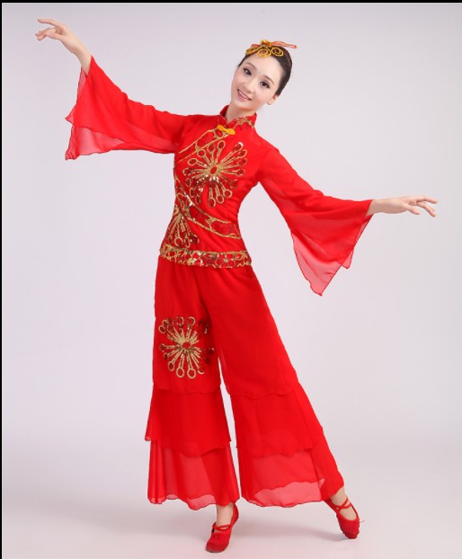 民族舞蹈服装女中老年红灯笼腰鼓演出服新款秧歌服喜庆广场舞套装