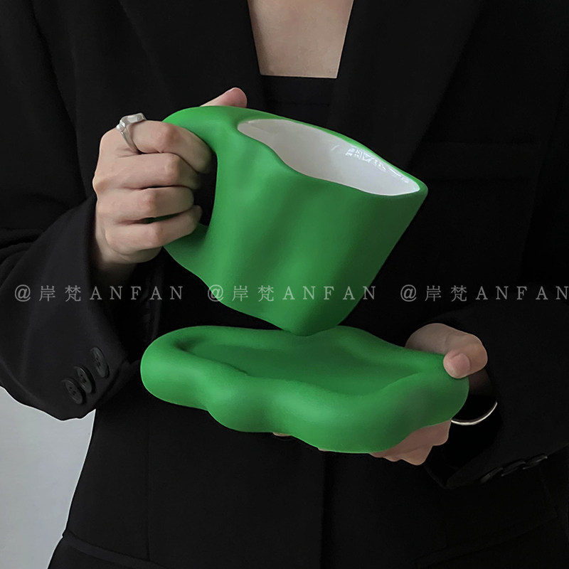 岸梵*小众设计磨砂质感绿色陶瓷云朵马克杯杯盘家用水杯咖啡杯子