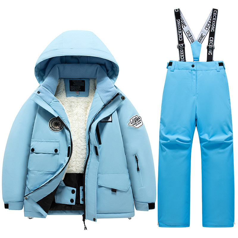 哈尔滨旅游儿童滑雪服套装