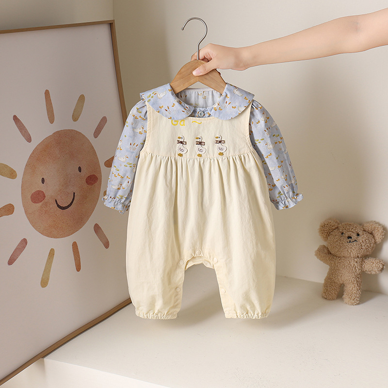 婴幼儿女宝宝衣服秋装衬衫套装超萌纯棉A类外出爬服背带裤两件套