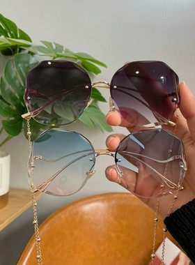 2021新款无边框切边带链条墨镜女韩版潮网红圆脸大框显瘦太阳眼镜