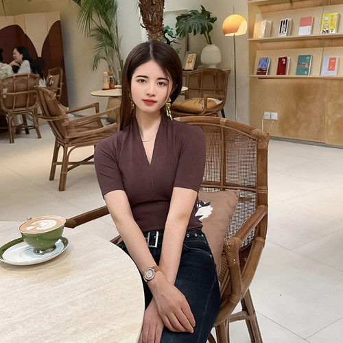 黑色纯棉短袖t恤女春秋打底衫