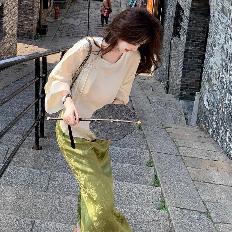 新中式国风盘扣醋酸缎面