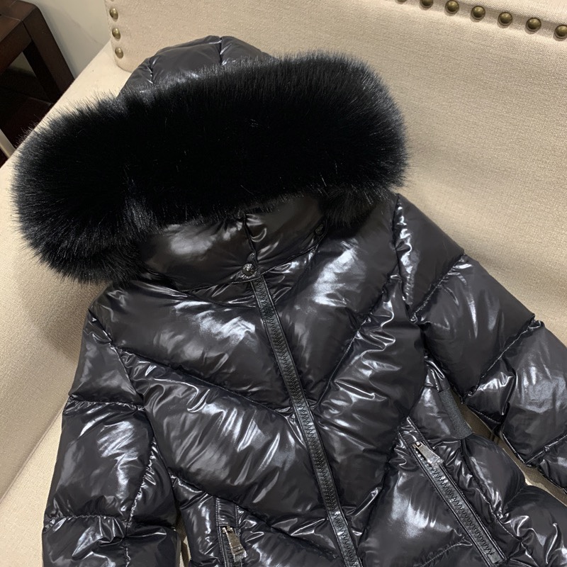 单卖蒙口羽绒服通用超大毛真皮狐狸毛领里布长74宽14个厘米。