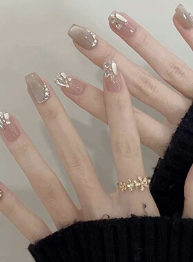 月半弯| 新款纯手工穿戴甲清冷纯欲小众显白碎钻玻璃猫眼美甲贴片