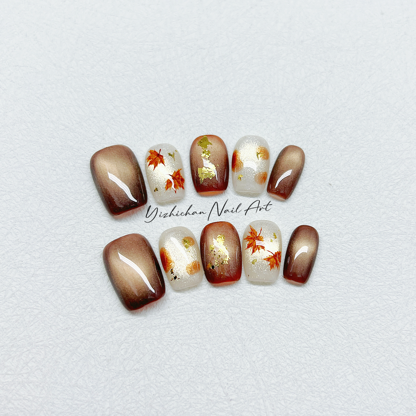[枫】秋冬美拉德系手绘枫叶咖色猫眼手工穿戴甲气质简约显白美甲