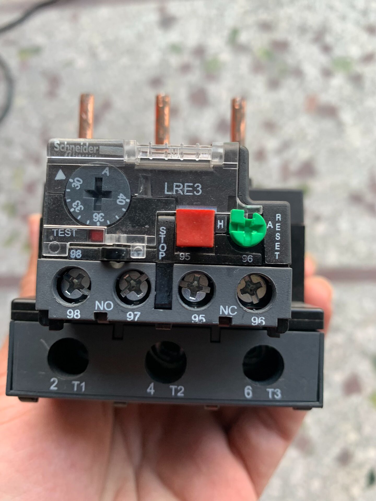 施耐德 热继电器 lre355n 30～40a 可调