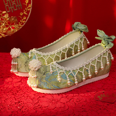 手工珍珠原创绿色秀禾鞋