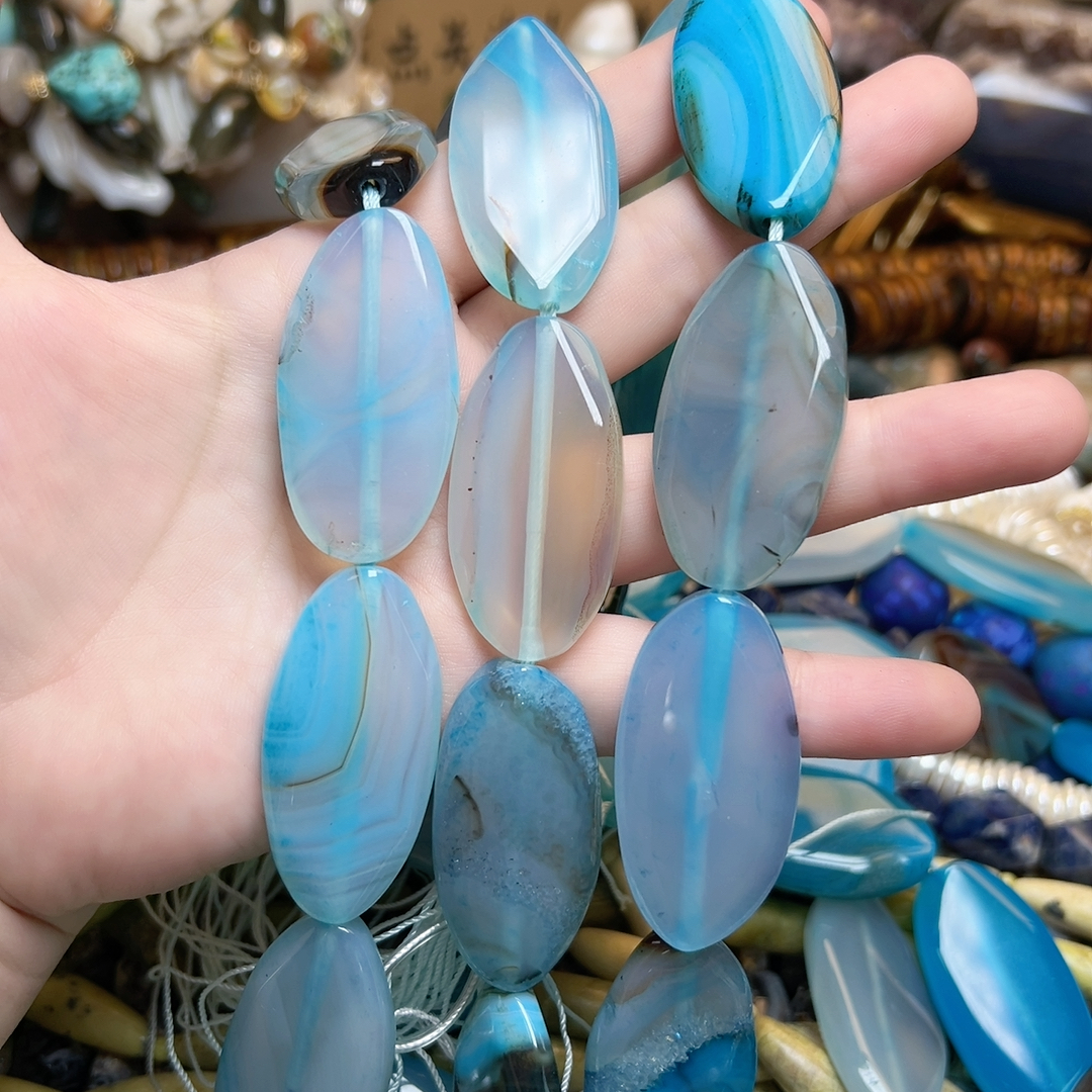 s491，蓝色缠丝玛瑙椭圆片片一条