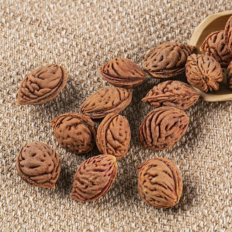 野生毛桃核雕刻野生桃胡