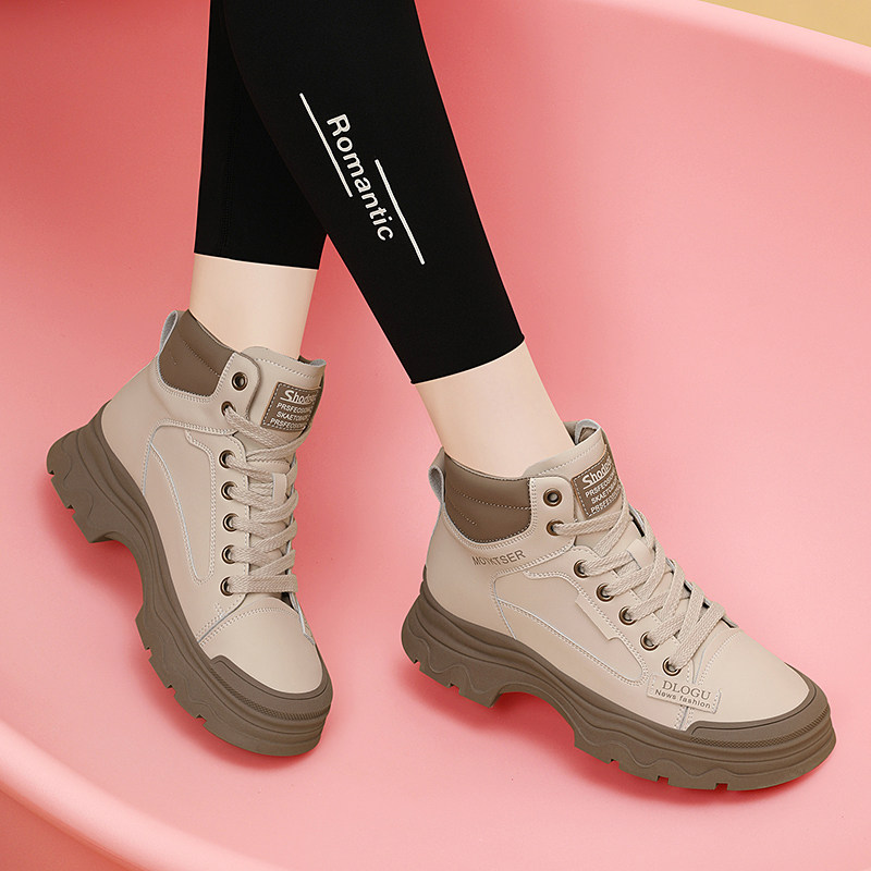 设计师真皮马丁靴英伦风短靴加绒2026年秋冬季新款复古高帮女鞋子