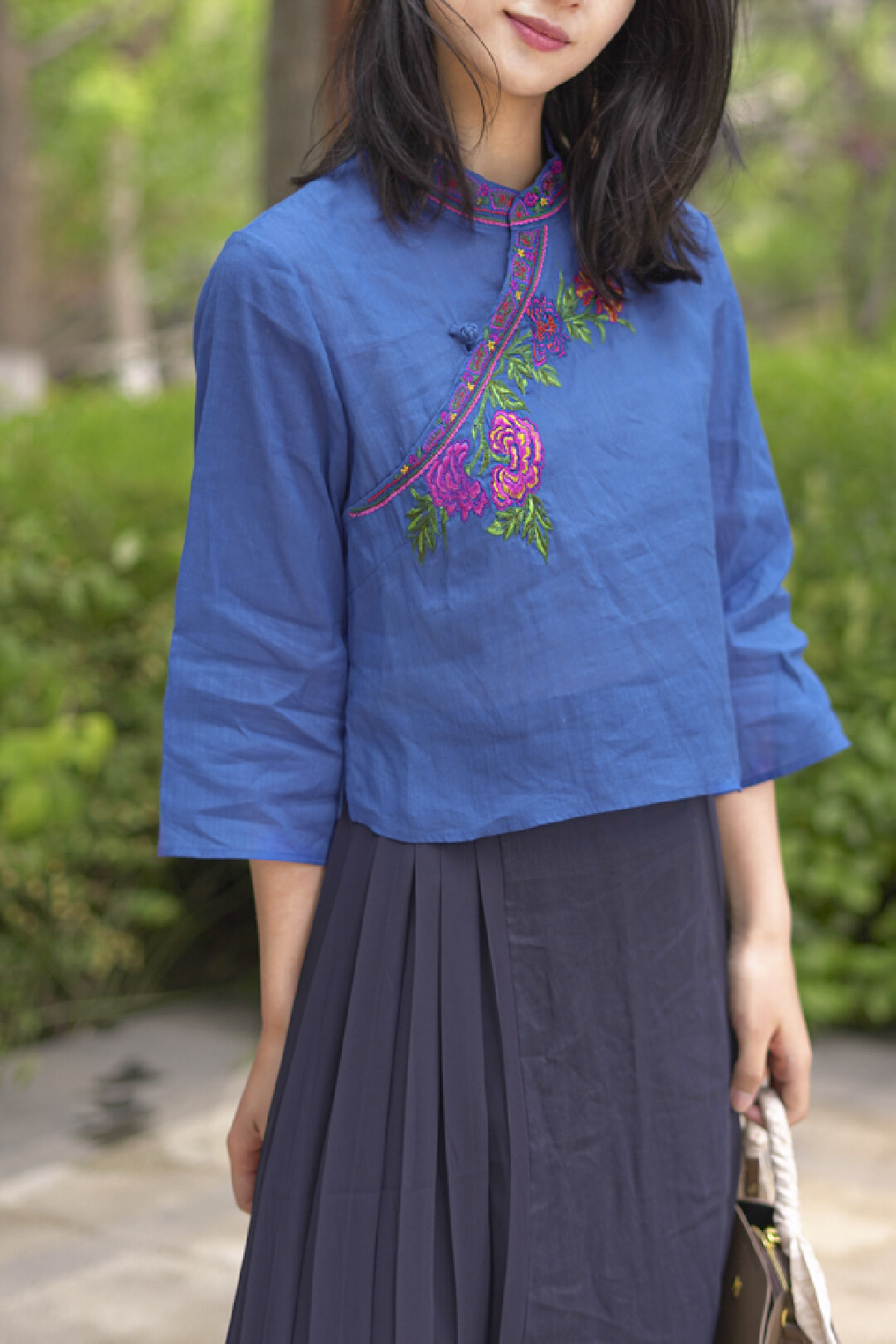 2024早秋款文艺复古刺绣亚麻衬衫上衣斜襟盘扣茶服女装民族风