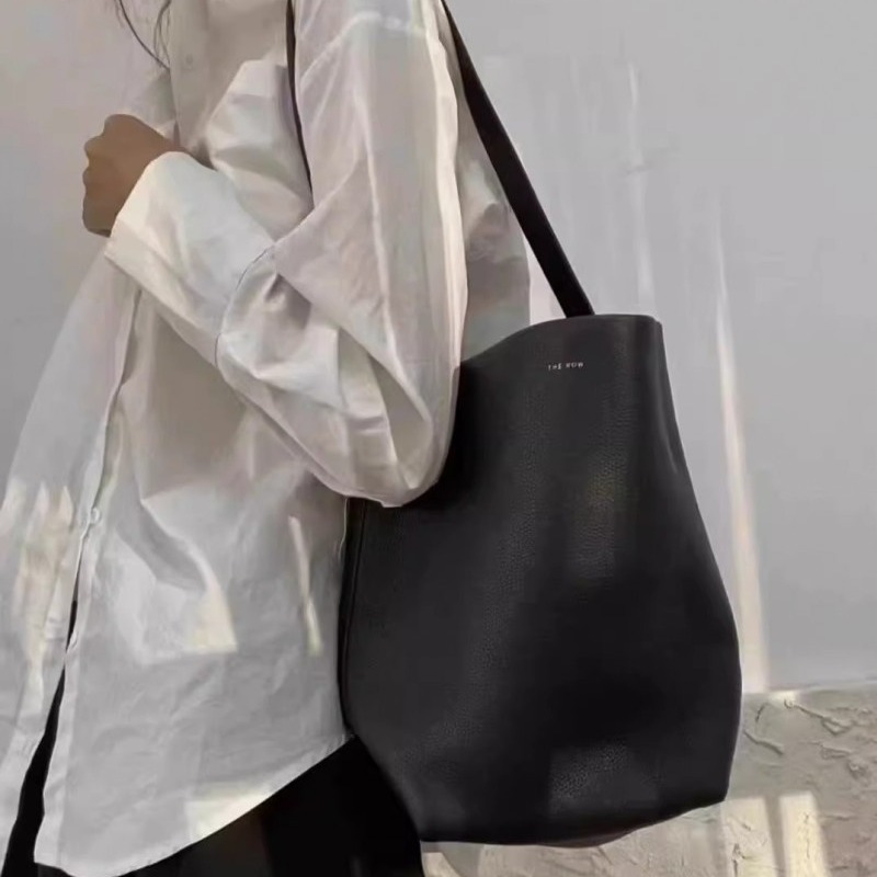 网红超火the小众手提水桶包腋下软皮row托特大容量女高级感单肩包