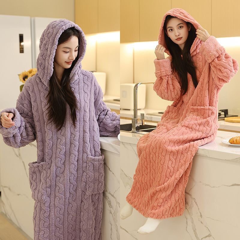 加厚连帽珊瑚绒睡袍冬季长袖保暖浴袍家居服可外穿睡衣女长款睡裙