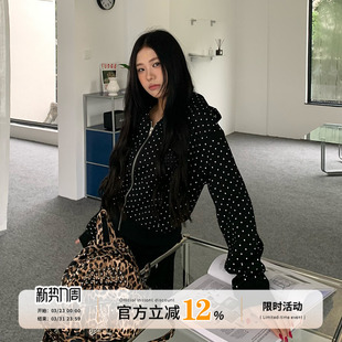饭饭又饿了灰色波点短款连帽外套女秋季复古慵懒风修身显瘦上衣