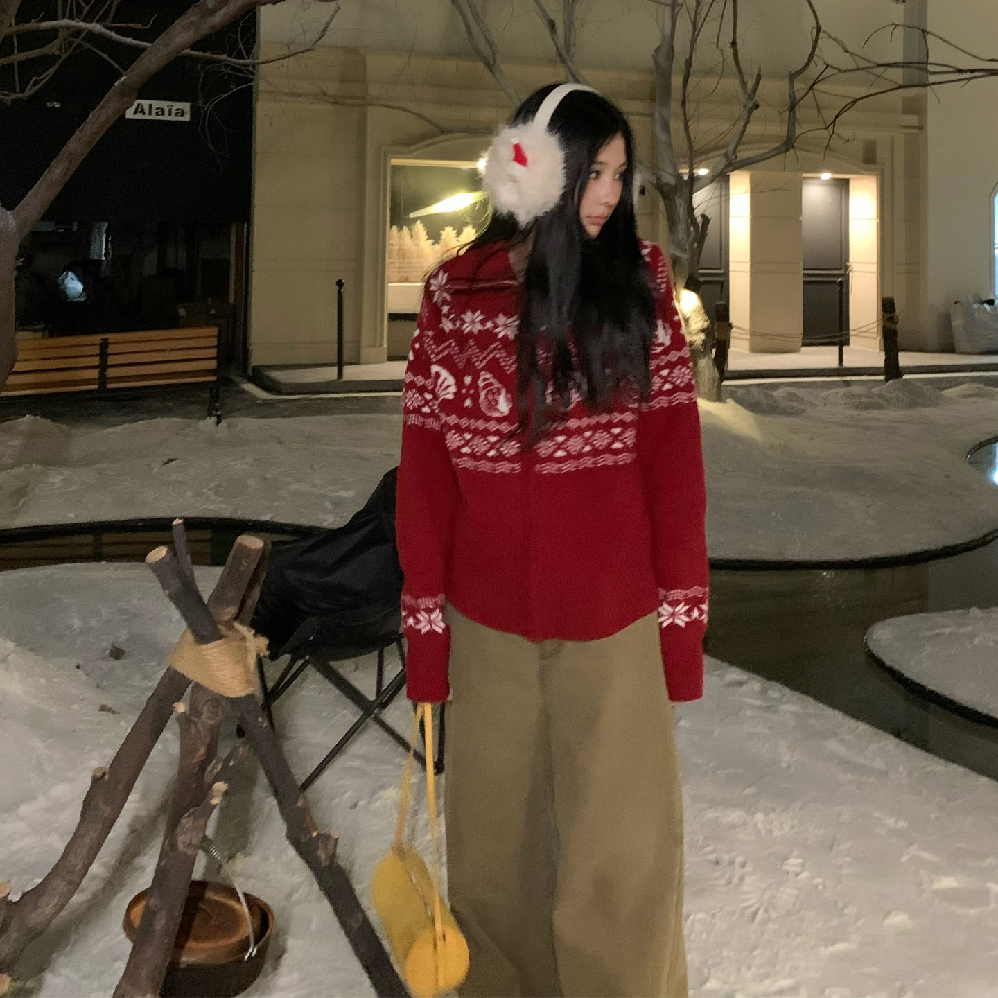 饭饭又饿了红色费尔岛毛衣外套女