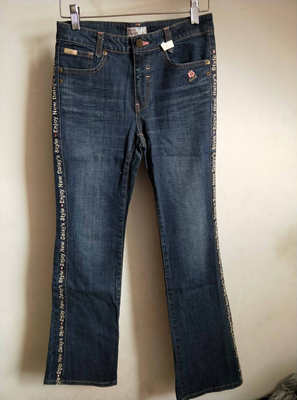 DAISY LOVERS藏青色二侧绣LOGO微喇牛仔长裤160-A