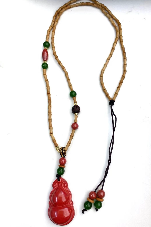 安伯曼帝王砂朱砂葫芦绿玉髓橄榄核编绳款项链