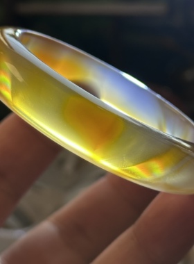 天然巴西俏色冰红水墨金俏三彩极光七彩彩虹光虹膜玛瑙手镯56口径