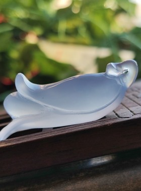 云臻阁天然海洋玉髓高冰蓝玉髓雕刻玉兰花吊坠挂件荧光透冰蓝