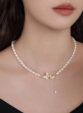 施家蝴蝶吊坠淡水珍珠项链高级锁骨链2025新款爆款小米珠毛衣颈链