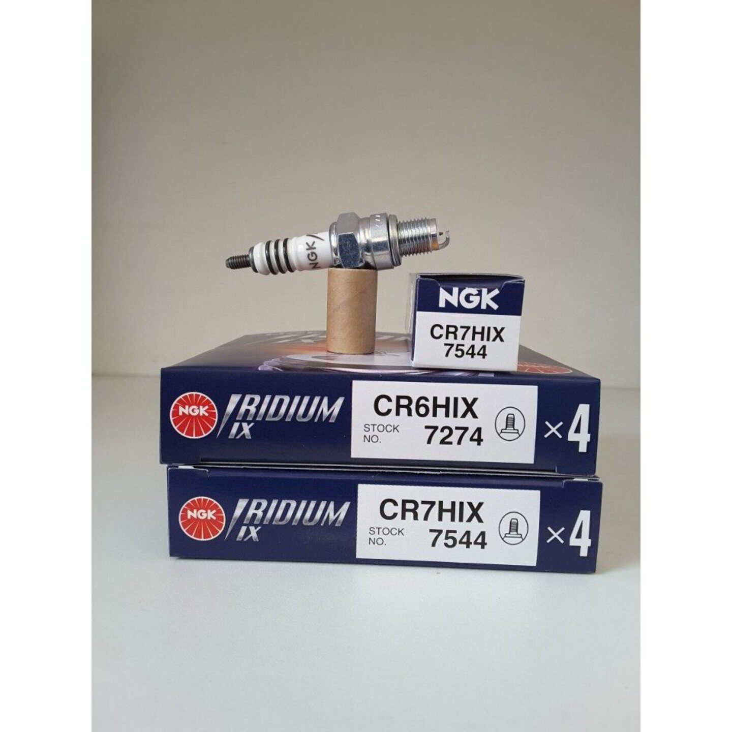 CR7HIX CR6HIX NGK铱合金火花塞弯梁踏板GY6等摩托车A7TC互换