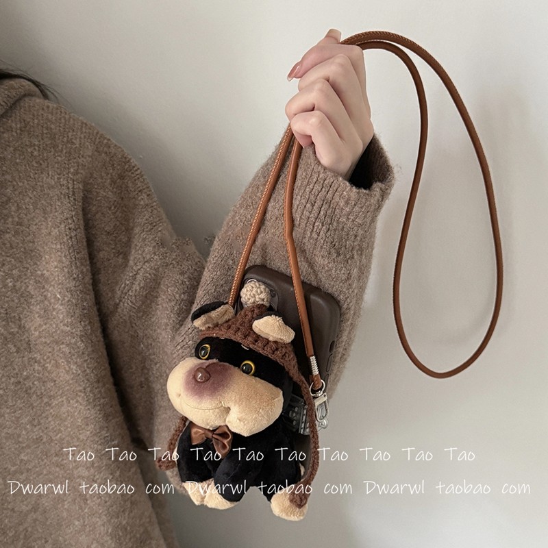 可爱卡通毛绒小狗背夹斜挎挂绳适用iPhone17ProMax手机壳苹果16全包15promax立体14女款13网红创意12可爱11软