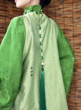 墨绿色璎珞背云蝶贝长流苏珠链