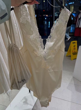 ZA外贸出口女装新品柔雾香槟轻奢质感蕾丝丝缎质感连体衣1500201