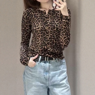 ZA外贸出口女装 0506109 豹纹印花柔软舒适面料平针高级感针织外套