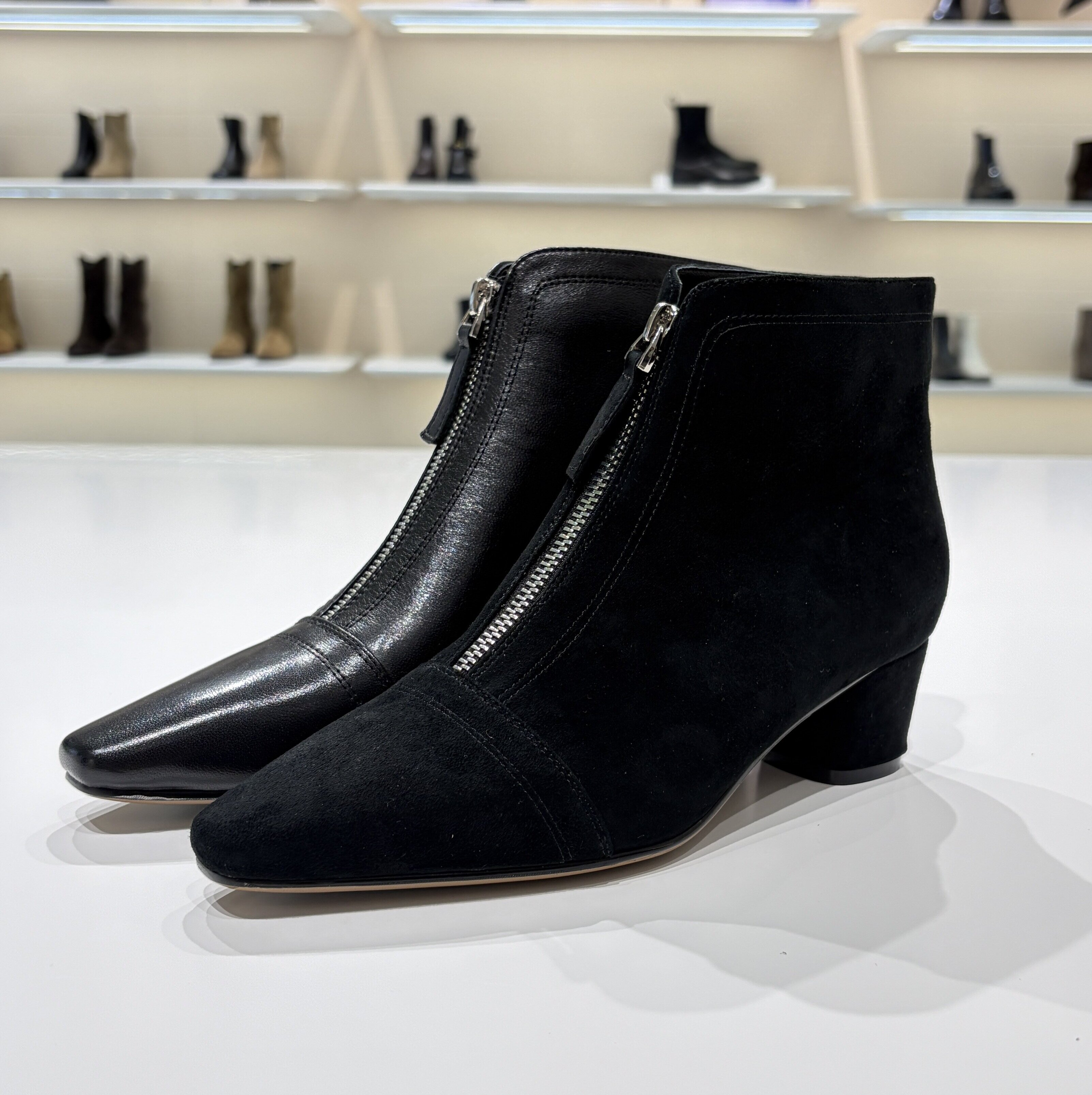 路贝佳女鞋2025新款真皮拉链显瘦细跟百搭时尚短靴踝靴L25916F-14