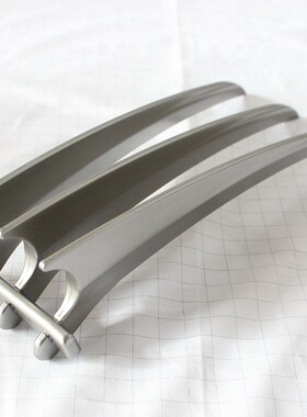 金刚狼爪1：1模型摆件cosplay道具塑料X战警万圣节1:1人可戴2