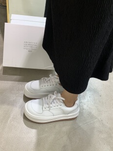 TWTW日系厚底小白鞋女软底透气面包鞋慵懒风系带圆头松糕运动鞋潮