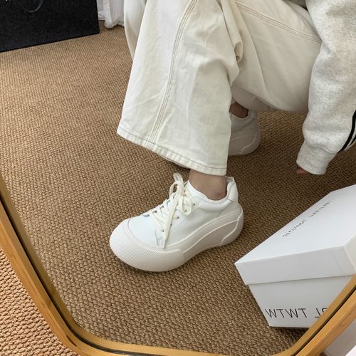 SGIRL TWTW超轻便松糕底小白鞋女2026新款大头丑萌休闲厚底面包鞋