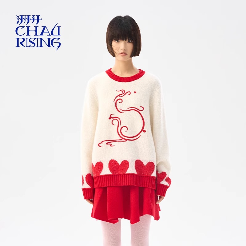 龙纹绣花圈圈羊绒套头衫宽松毛衣