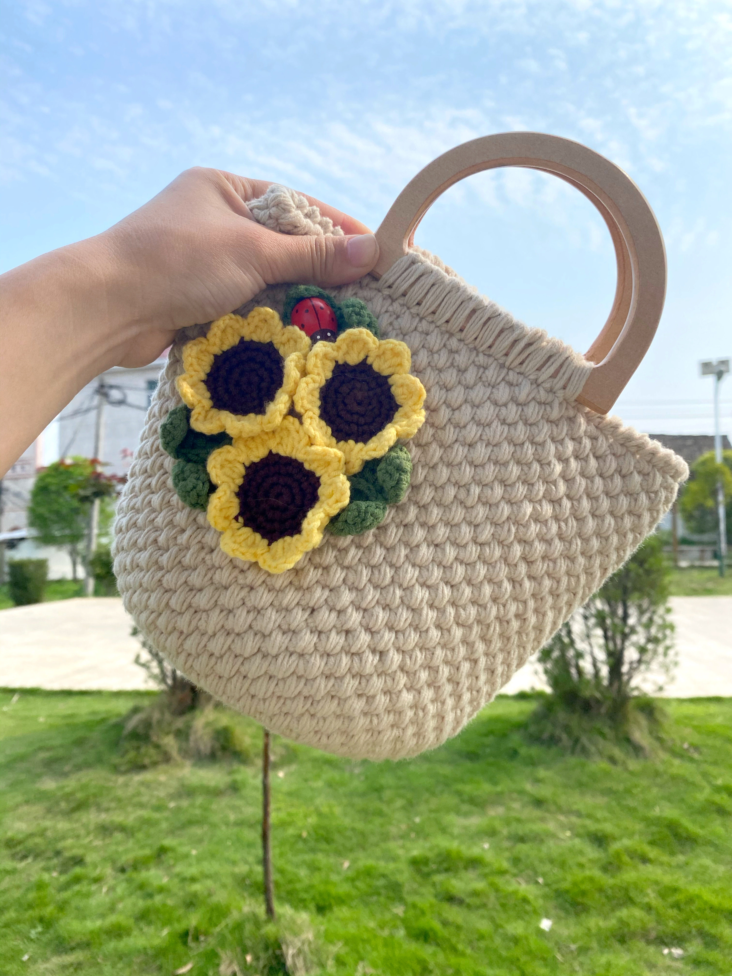 [완제품이 아닙니다] DIY 해바라기 나무 핸드백 시간을 보내기 위해 짠 수제 가방 양모 가방