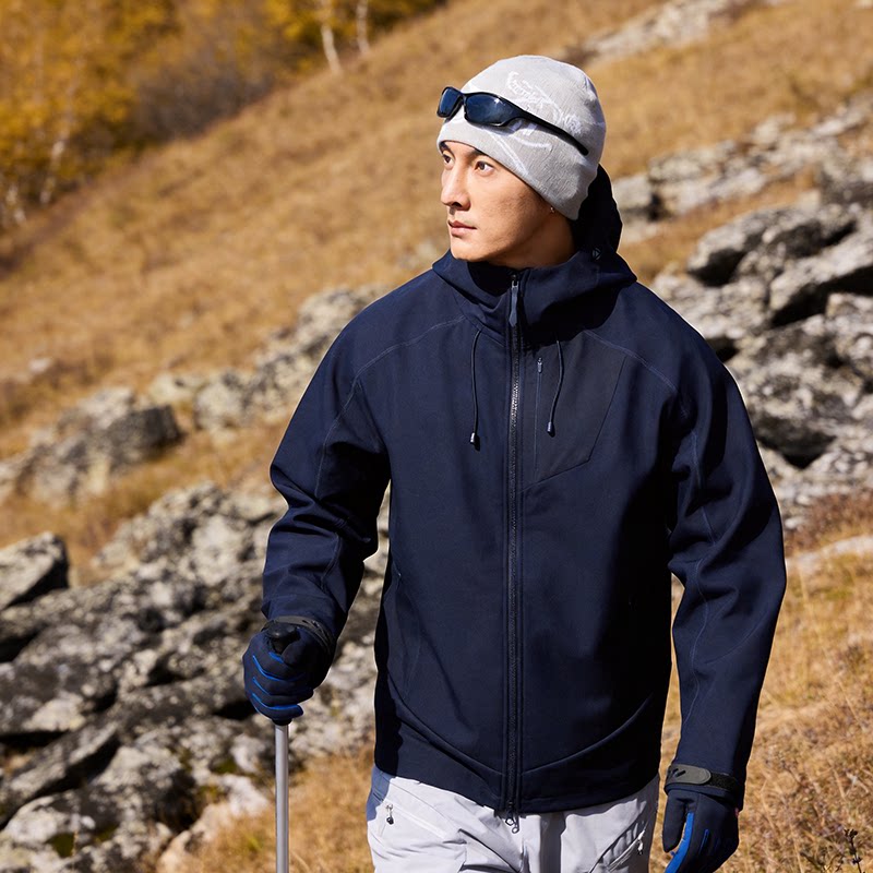 软壳冲锋衣男女外套2026新款春秋户外运动休闲徒步防水登山服定制