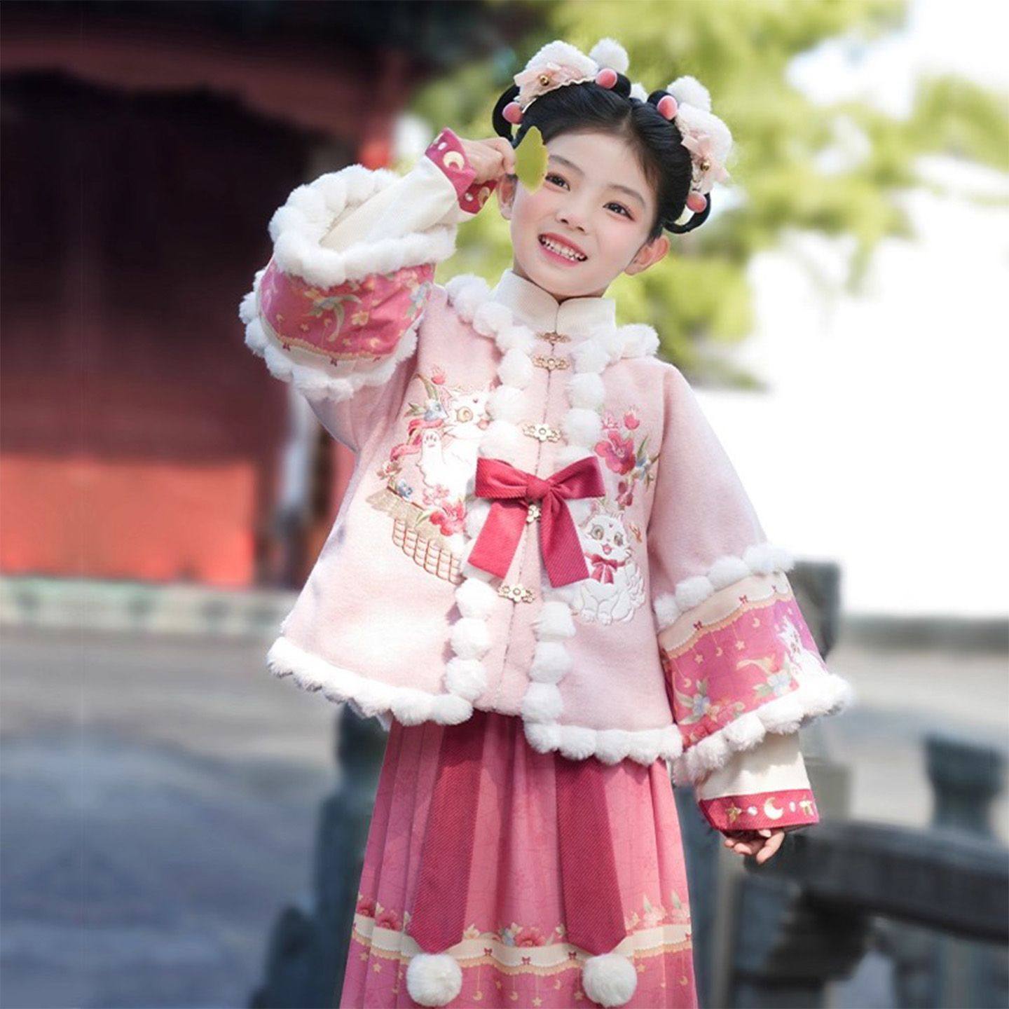 雪绒梦花新款冬季女童秋冬汉服古装拜年日常儿童加厚中国唐装套装