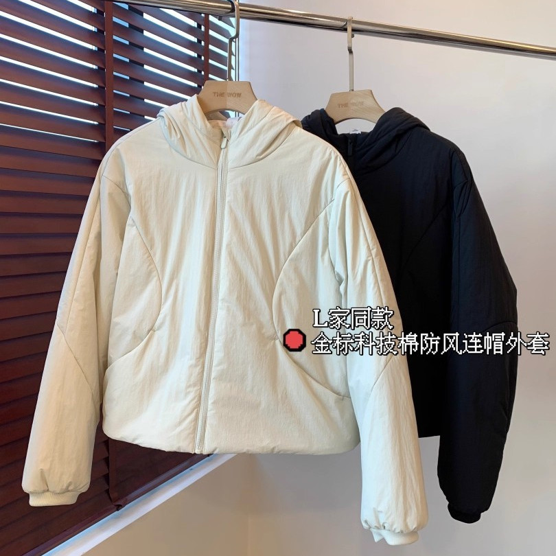 面料双向弹力，夹层设计保暖