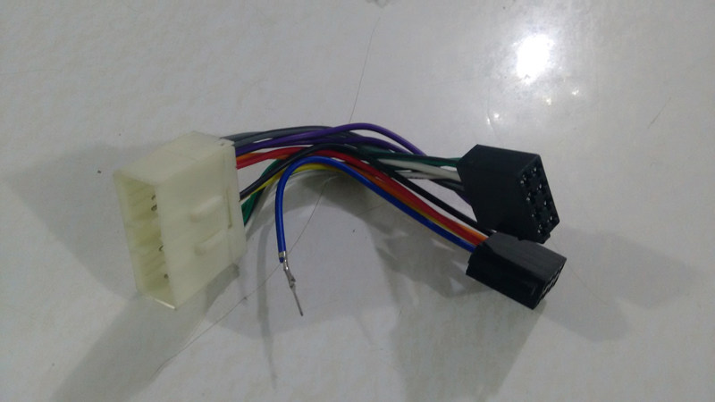 大众原车汽车车载CD主机改装乐驰五菱之光荣光无损改装尾线线束