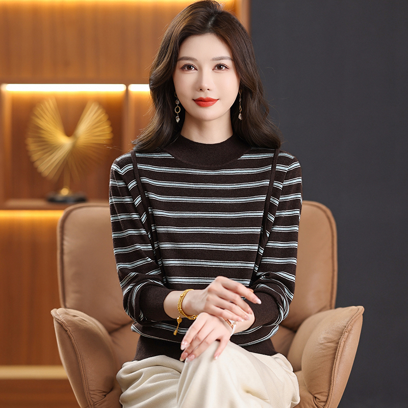 条纹毛衣女半高领套头针织打底衫