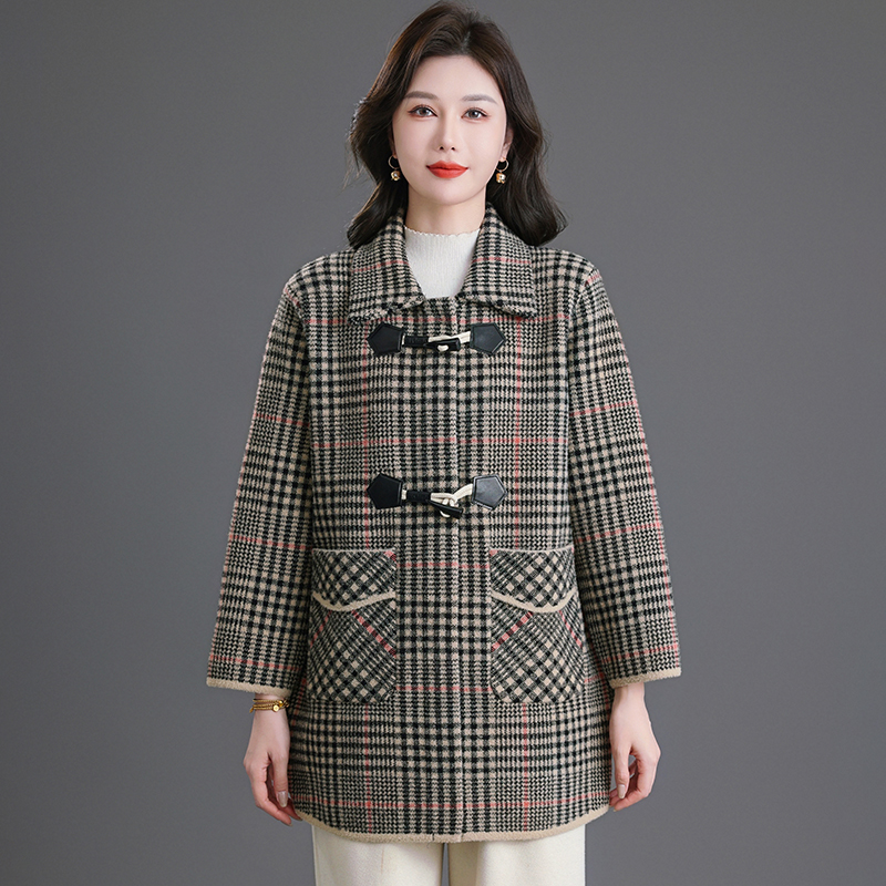 中老年人格子毛呢品牌外套女加肥加大码胖妈妈秋冬装双面羊绒大衣