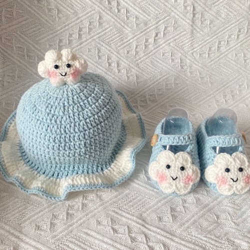 宝宝鞋帽可爱手工毛线编织云朵