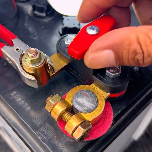 2025 新款汽车手动自动电瓶断电开关防亏电漏电保护必备神器2026