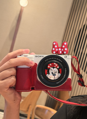 适用索尼ZVE10II保护套SONY A6400相机包A7C2可爱米妮卡通红色