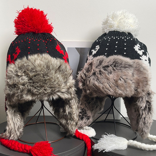 雪山冬日小鹿提花保暖针织毛绒雷锋帽女秋冬复古川西护耳毛线帽子