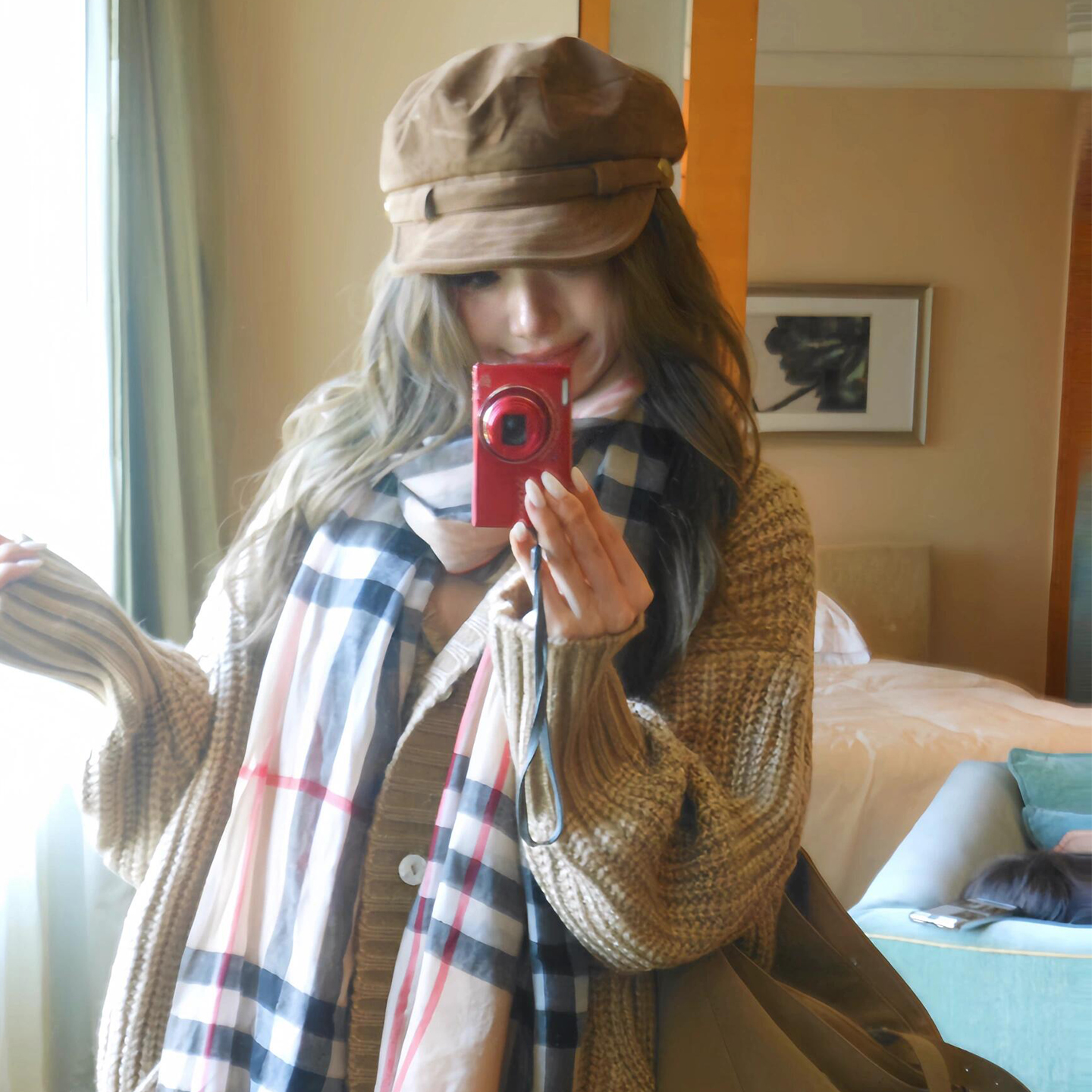 古早复古港风麂皮绒贝雷帽女秋冬高级感宽檐显脸小时髦画家帽子潮