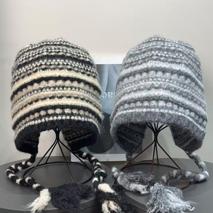 复古民族风粗线条纹针织帽女秋冬保暖防寒护耳文艺显脸小毛线帽子