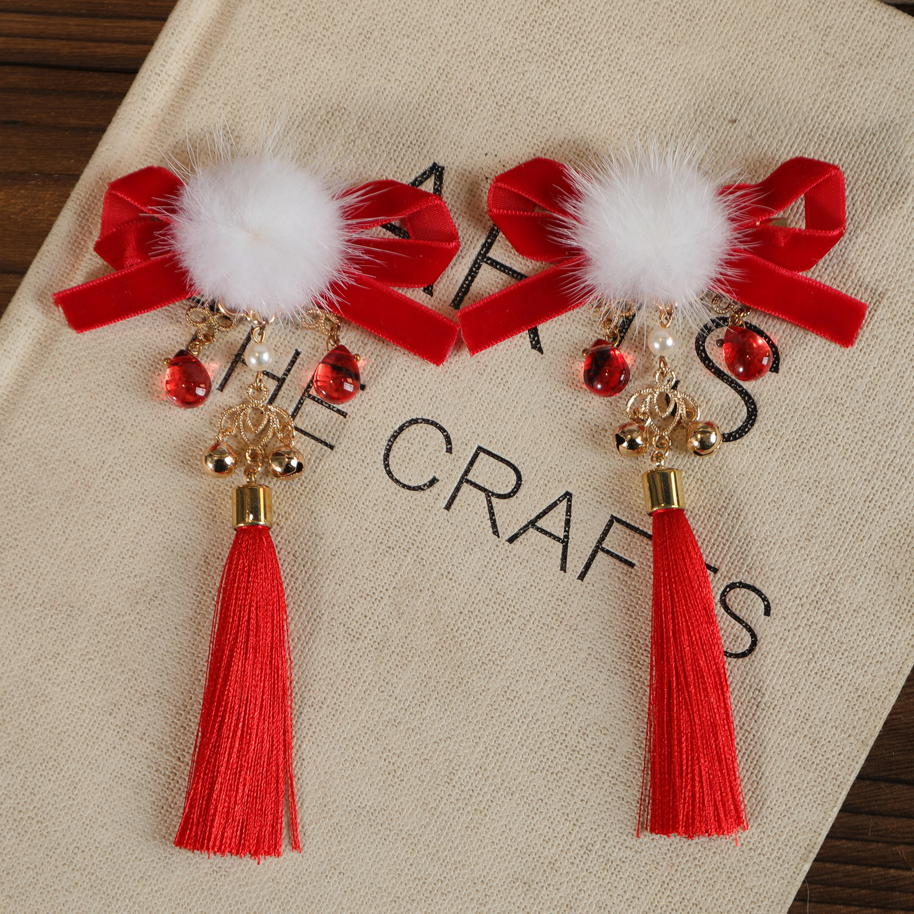 儿童中国风红色流苏发夹女童新年汉服头饰毛球蝴蝶结侧边夹发饰,童装/婴儿装/亲子装,发饰,淘宝优惠券,粉丝福利购,淘宝优惠卷