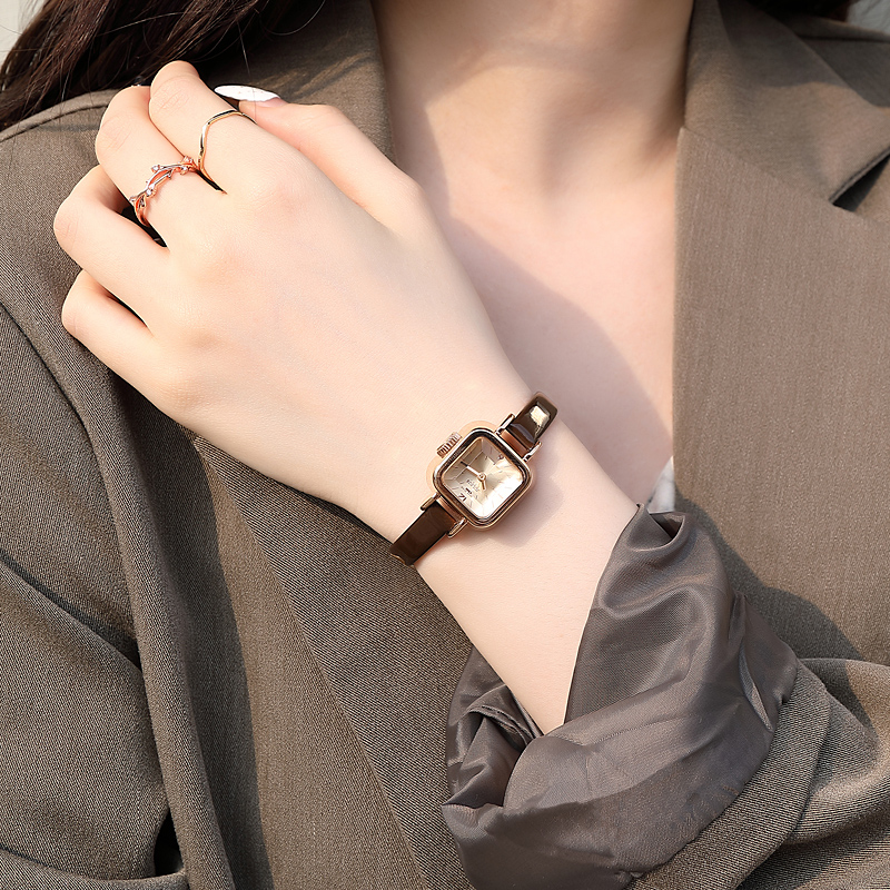 聚利时防水表小方糖小众简约气质